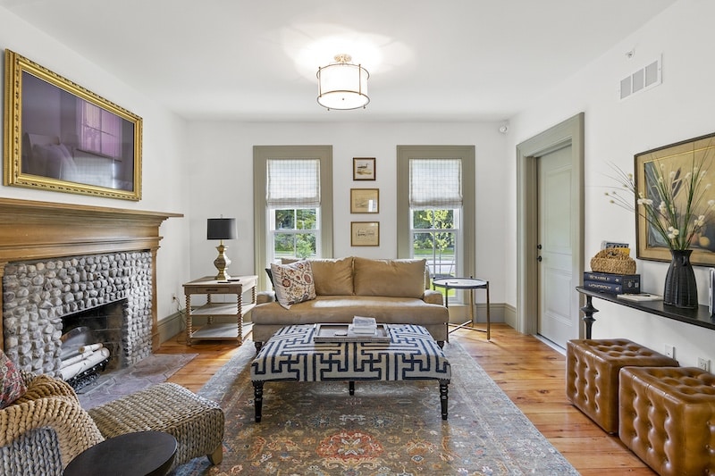 Residential living room painting project